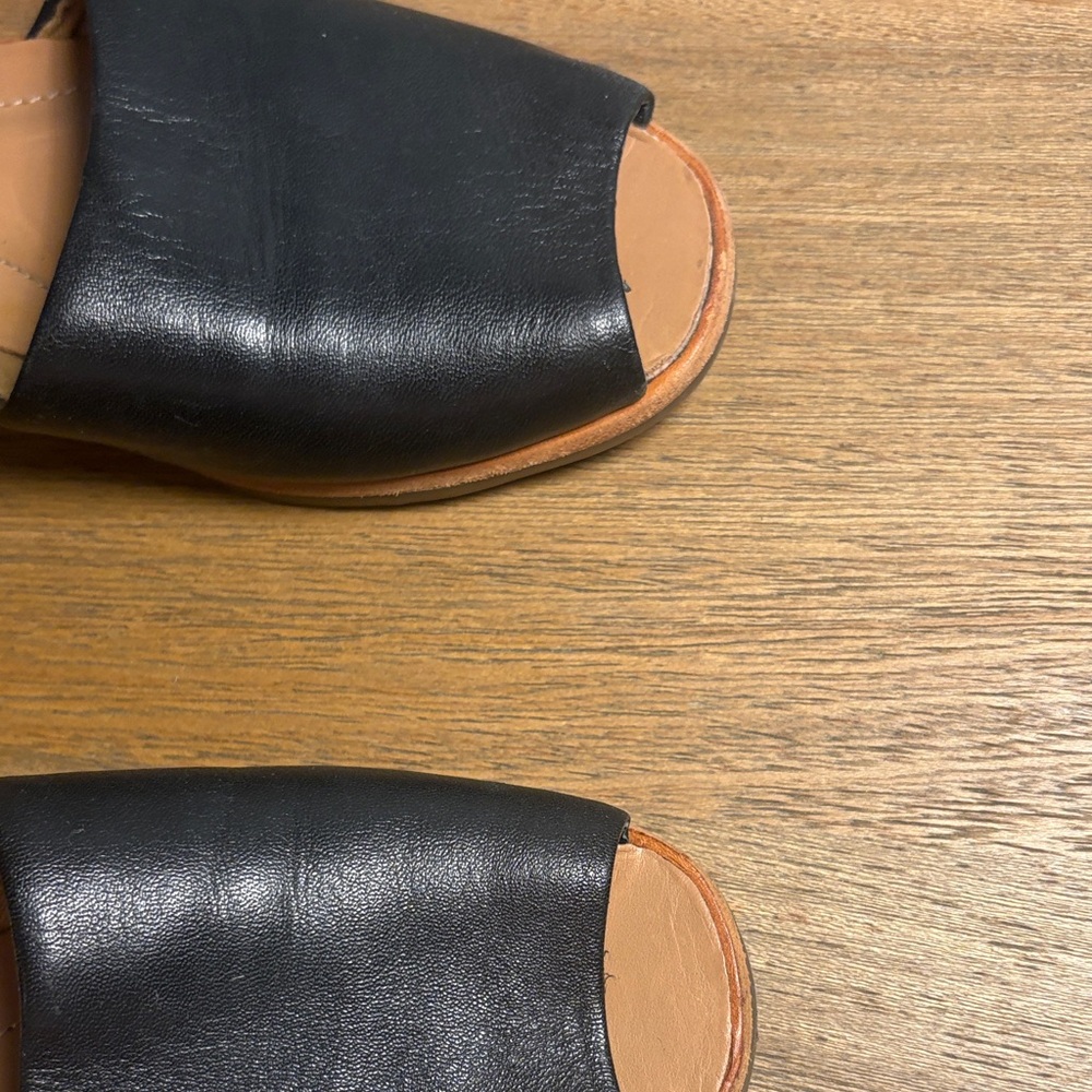 Franco Sarto Black Leather Flats - Picture 4 of 5